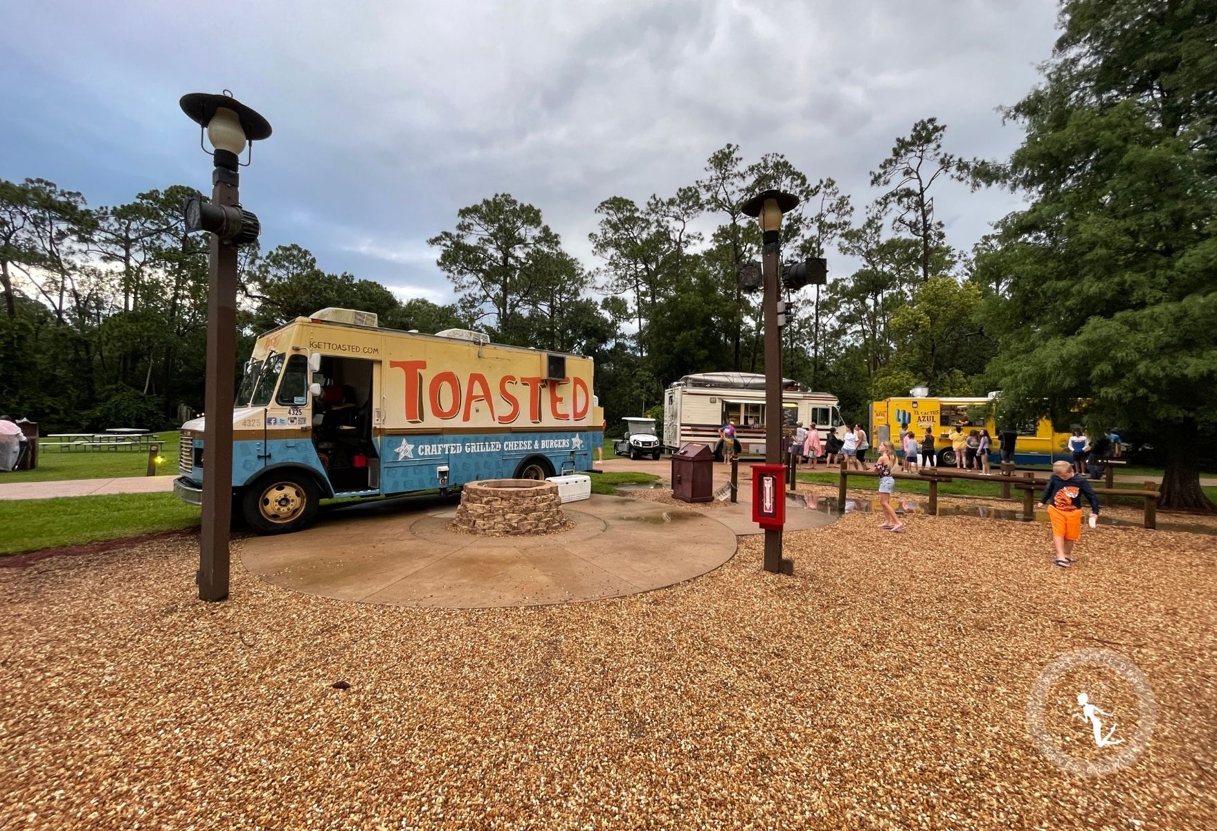 Fourth at the Fort food trucks