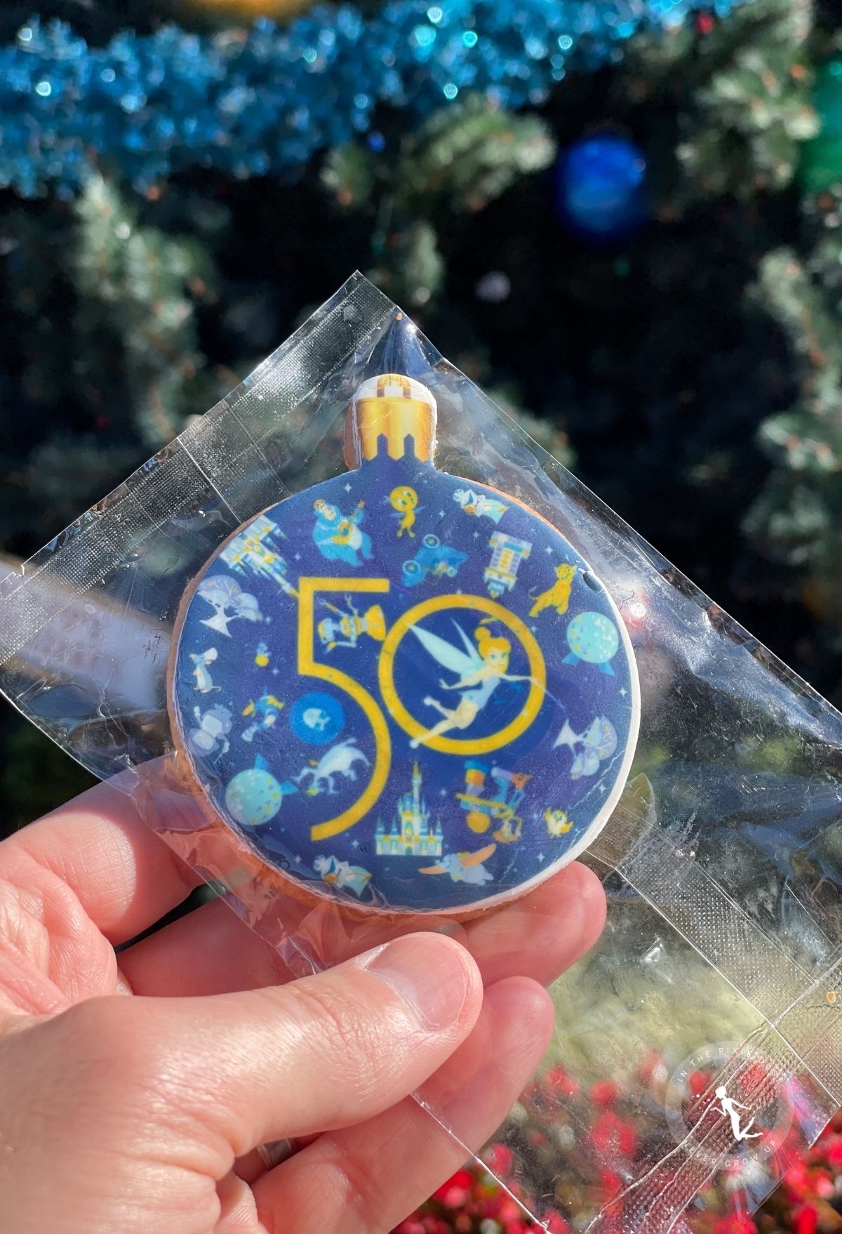 50th ornament cookie